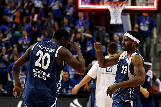 巴萨继续合 巴萨继续合