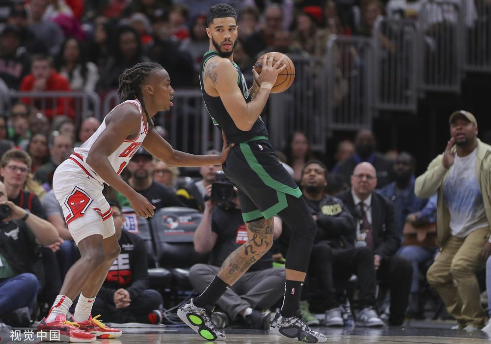 表现却成为 表现却成为